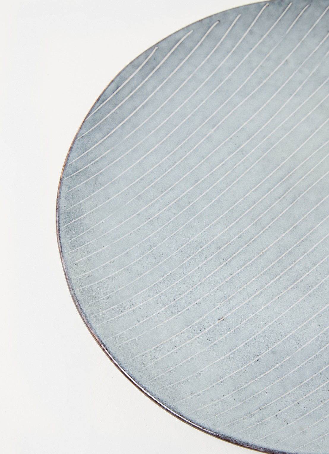 Broste Copenhagen Nordic Sea dinerbord 26,5 cm - detail 3 lichtblauw