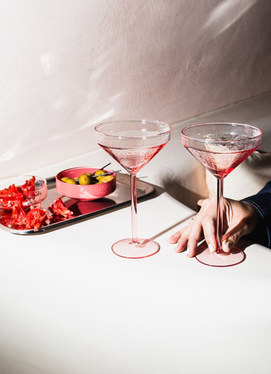 Brût Homeware Claude cocktailglas set van 2 - voorkant 2 roze