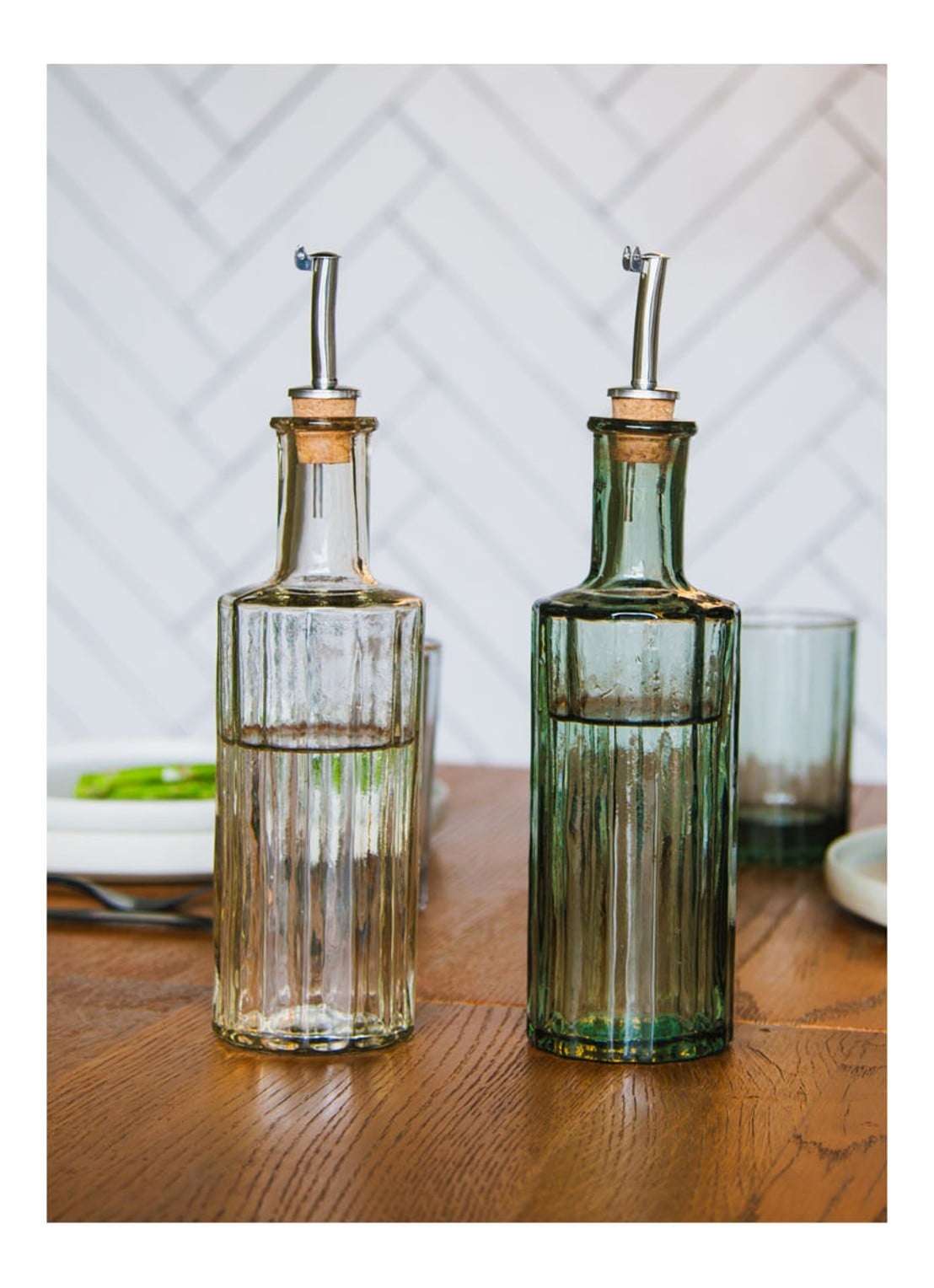 Brût Homeware Reed olie- en azijnfles 30 cl - voorkant 3 lichtgrijs