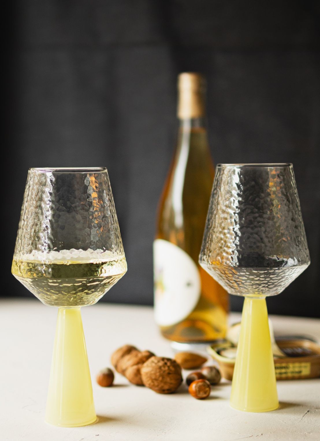 Brût Homeware Wijnglas 40 cl set van 2 - detail 2 geel