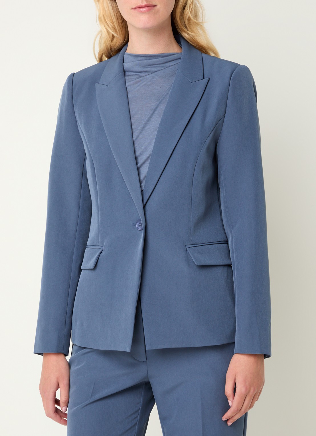 Bruuns Bazaar Alberte blazer met klepzakken - detail staalblauw
