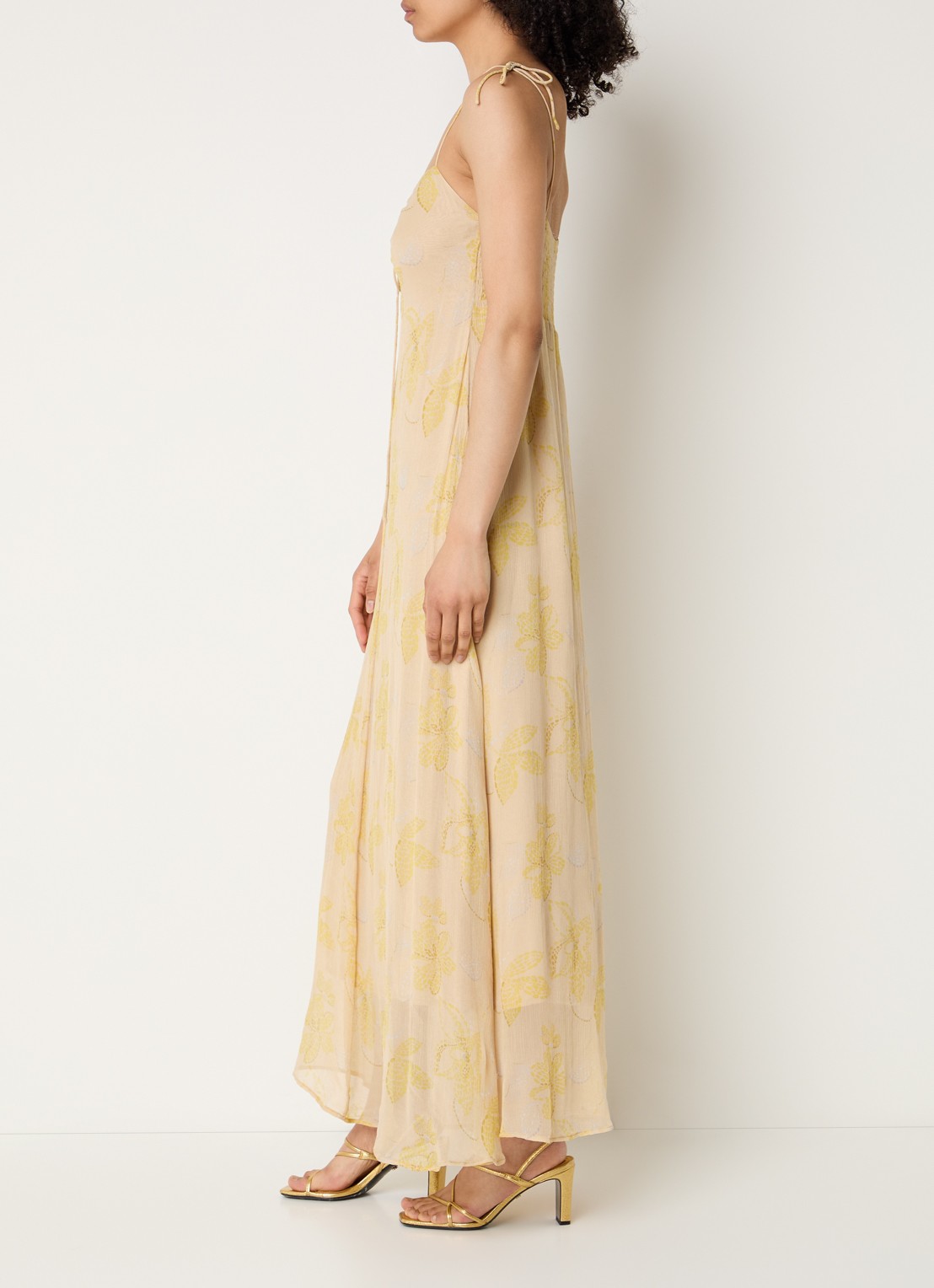 Bruuns Bazaar Bally maxi jurk met print - voorkant 2 okergeel