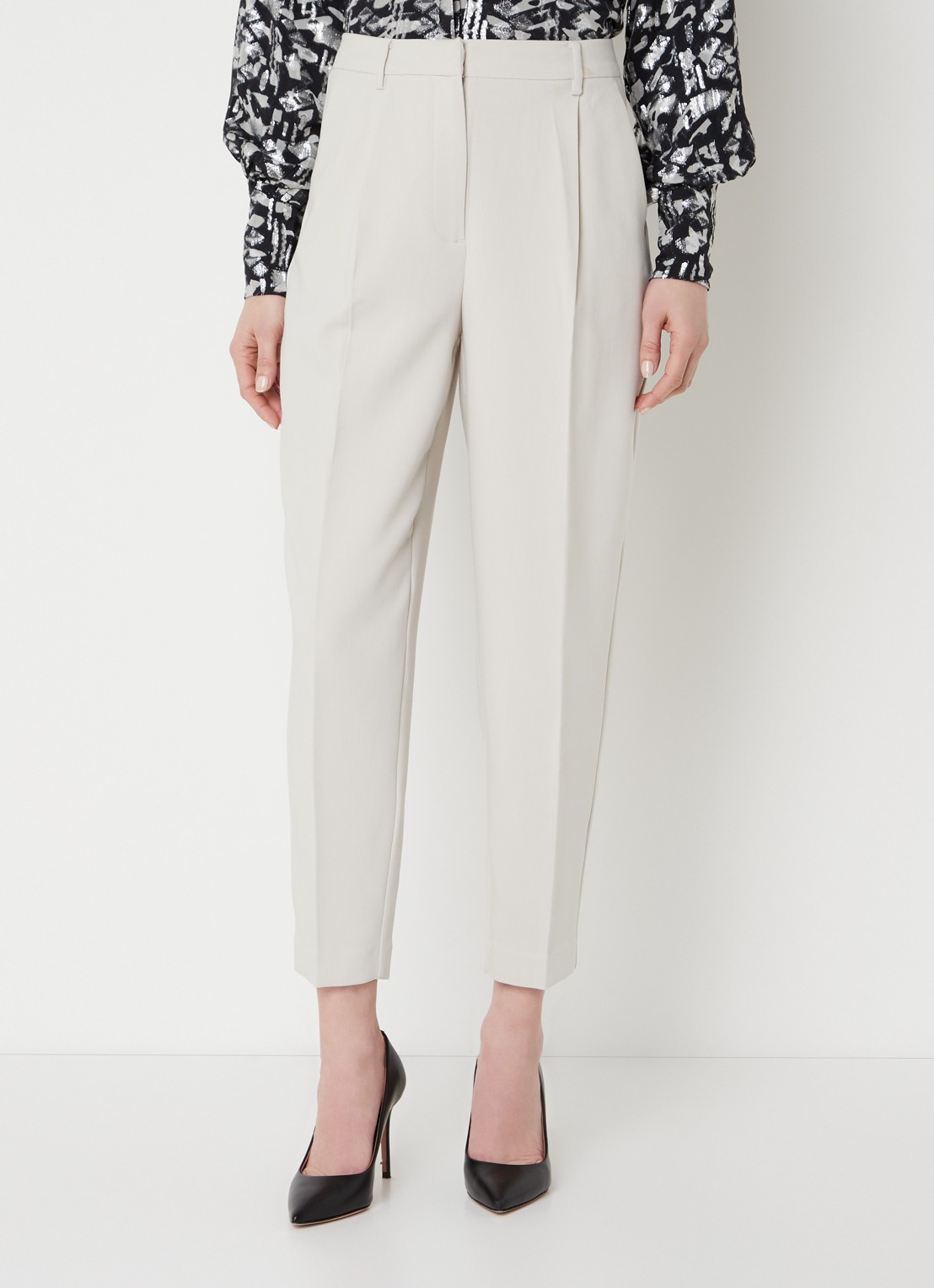 Bruuns Bazaar Cindy high waist tapered fit cropped pantalon met plooidetail - detail 3 gebroken wit