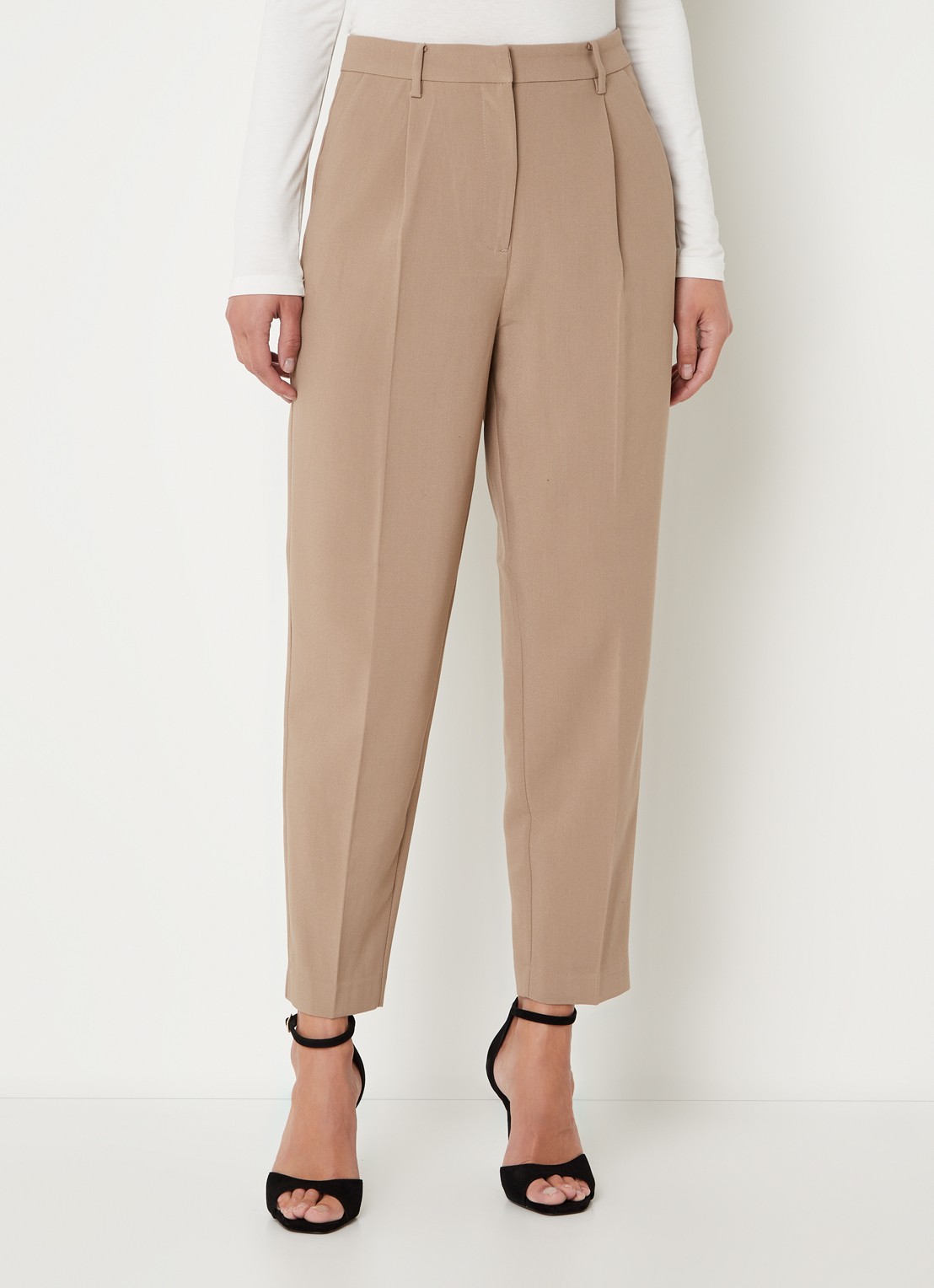 Bruuns Bazaar Cindy high waist tapered fit cropped pantalon met plooidetail - detail 4 khaki