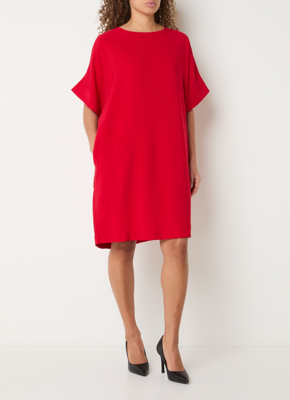Bruuns Bazaar Gigi midi jurk met vlindermouw - voorkant 3 rood