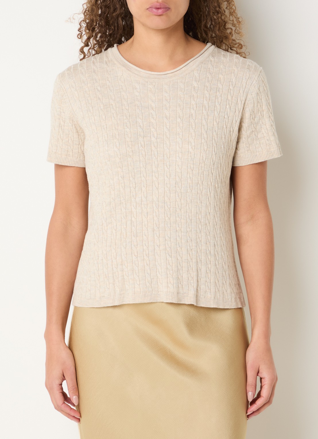 Bruuns Bazaar Glenda kabelgebreide T-shirt - detail donkerbeige