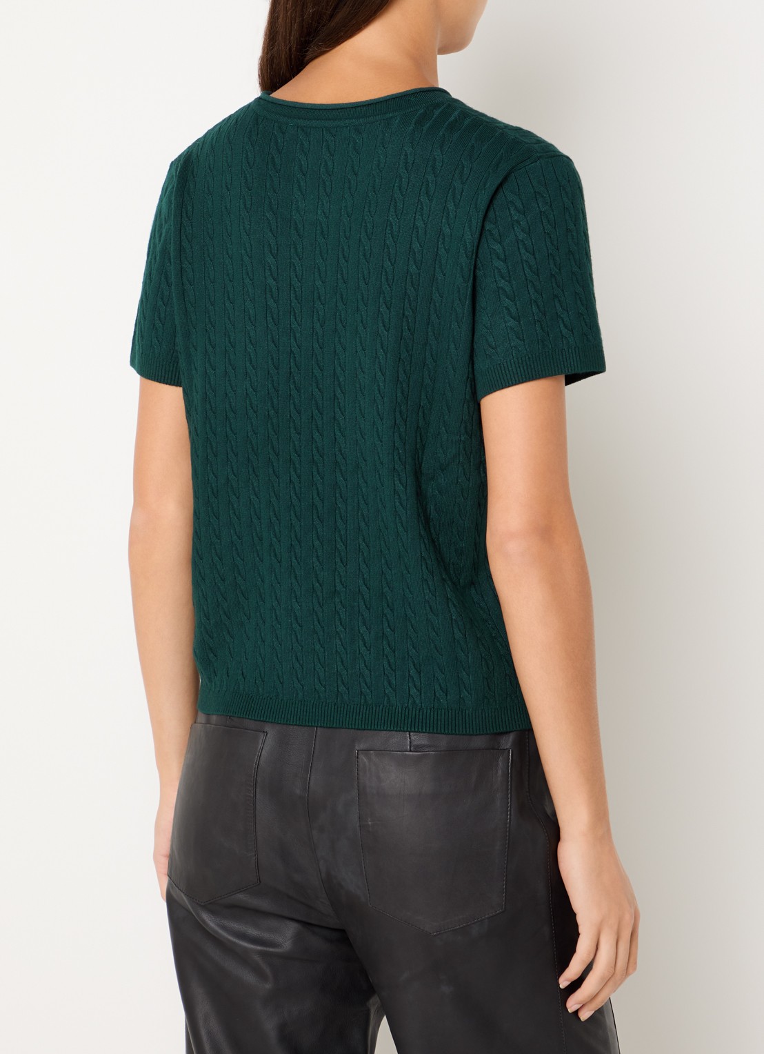 Bruuns Bazaar Glenda kabelgebreide T-shirt - achterkant 2 donkergroen