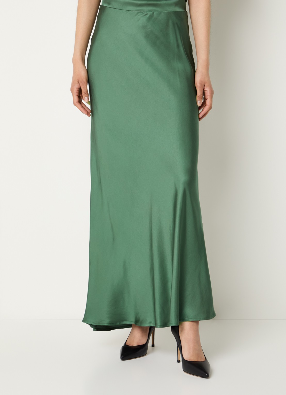 Bruuns Bazaar High waist maxi rok van satijn - detail 3 donkergroen