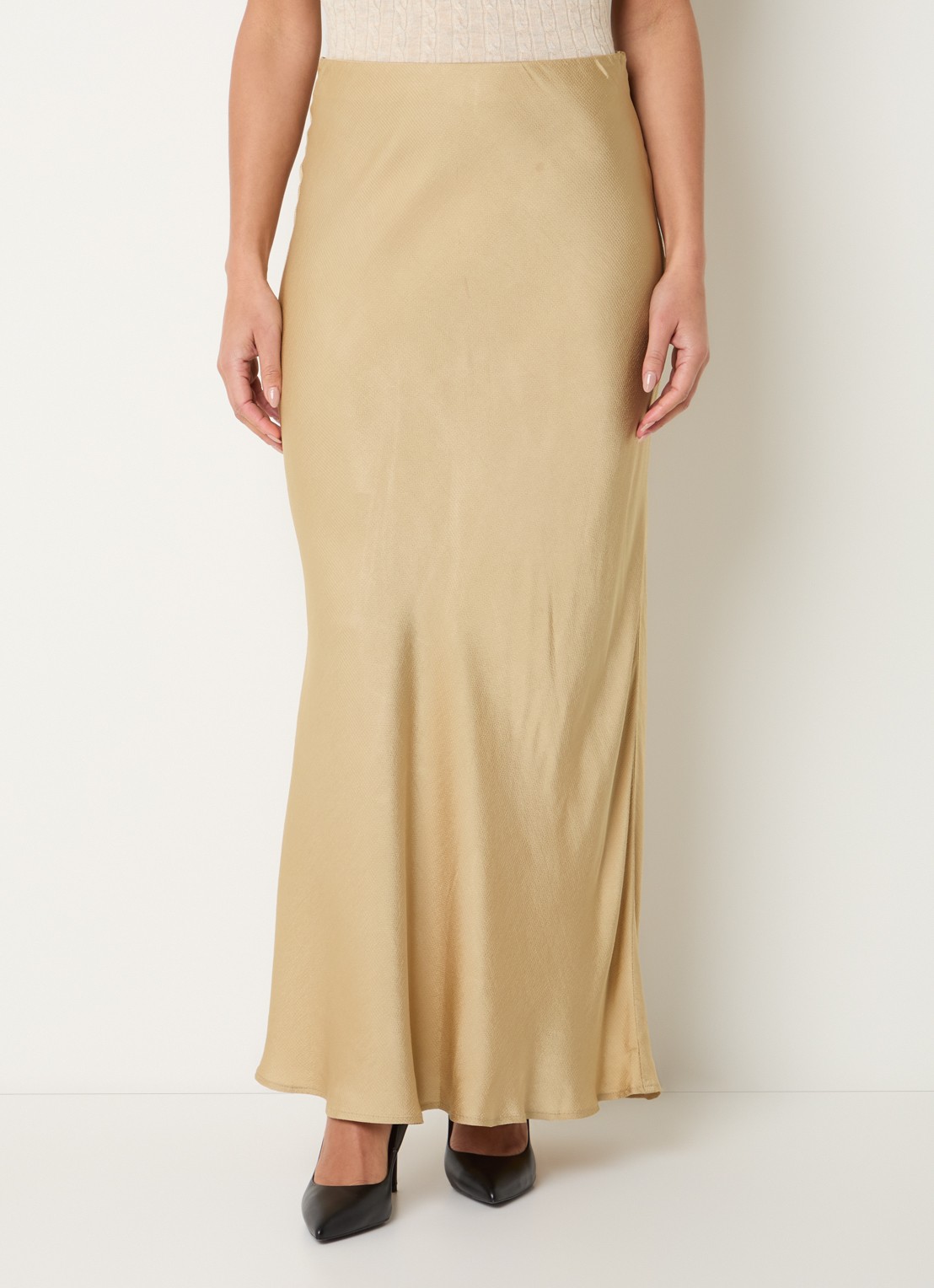 Bruuns Bazaar Joanelle maxi rok van satijn - detail 3 beige