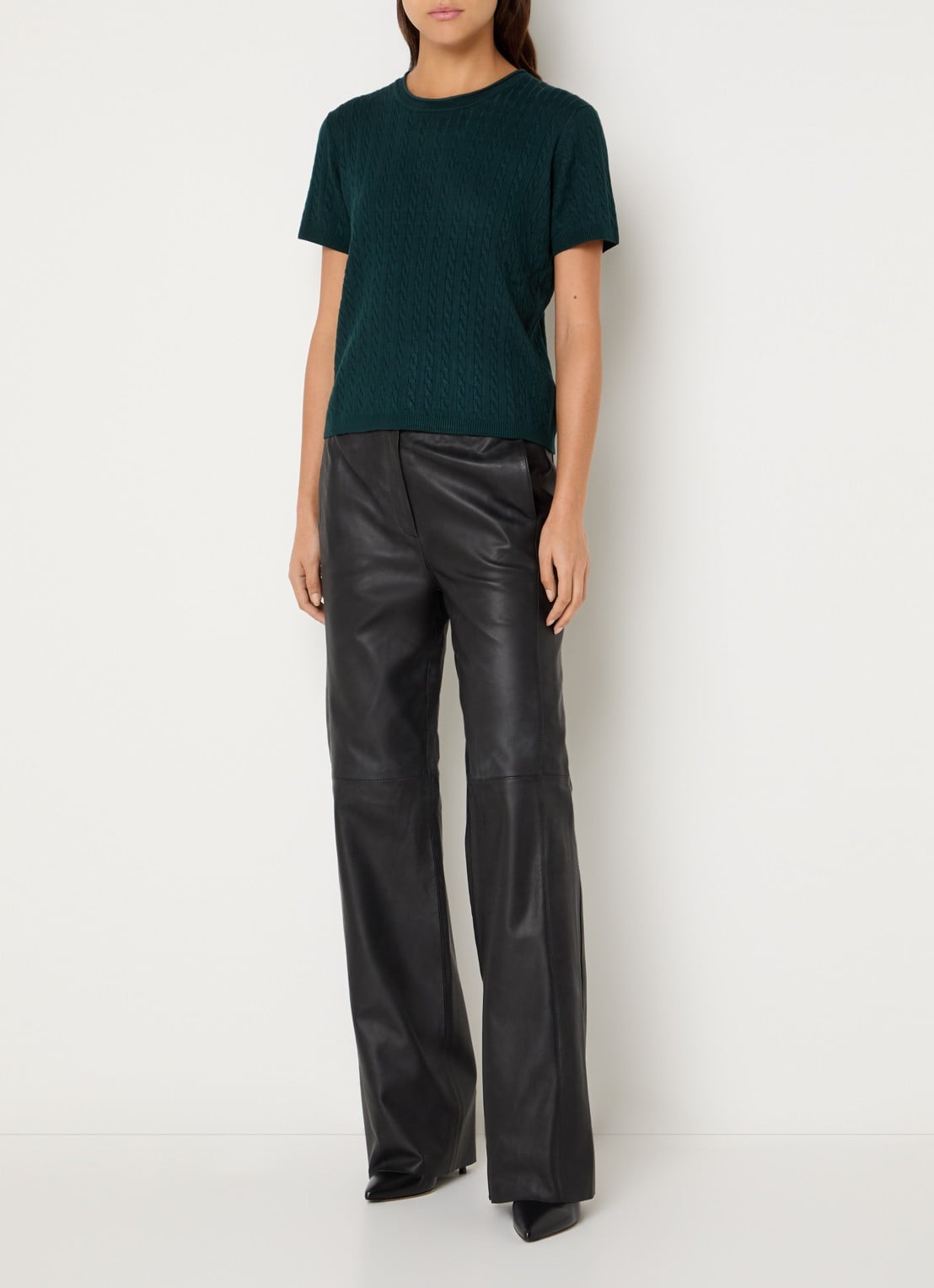 Bruuns Bazaar Liara straight fit broek van imitatieleer - voorkant 2 zwart