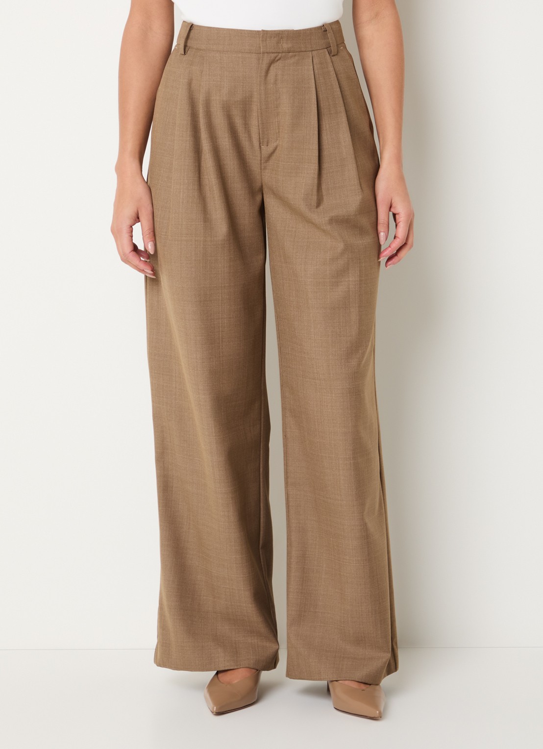 Bruuns Bazaar Vala high waist wide fit pantalon met steekzakken - detail 3 bruin