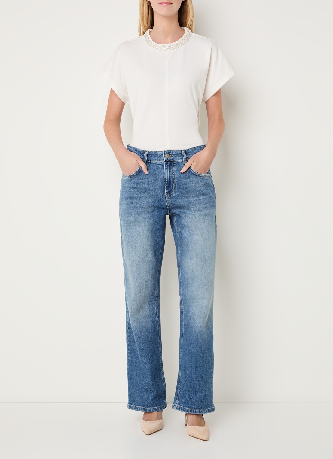 Bruuns Bazaar Verena T-shirt met kralendecoratie - voorkant 4 wit