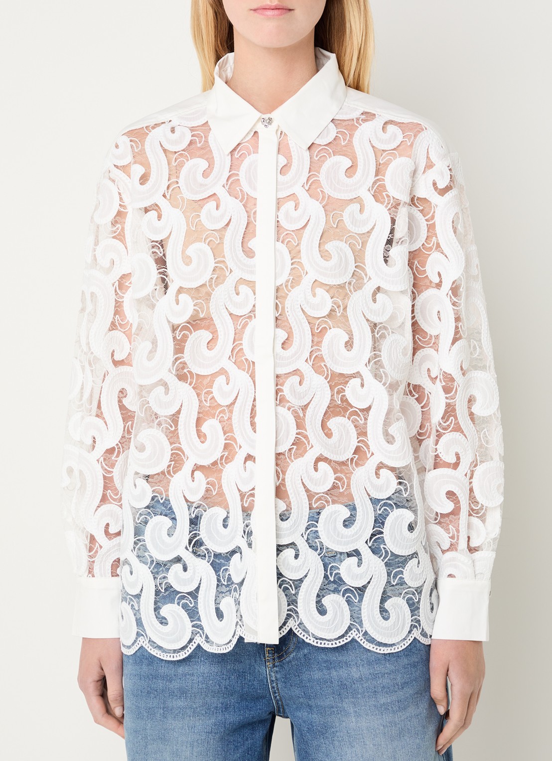 Bruuns Bazaar Viveca semi-transparante blouse van mesh met broderie - detail 3 wit
