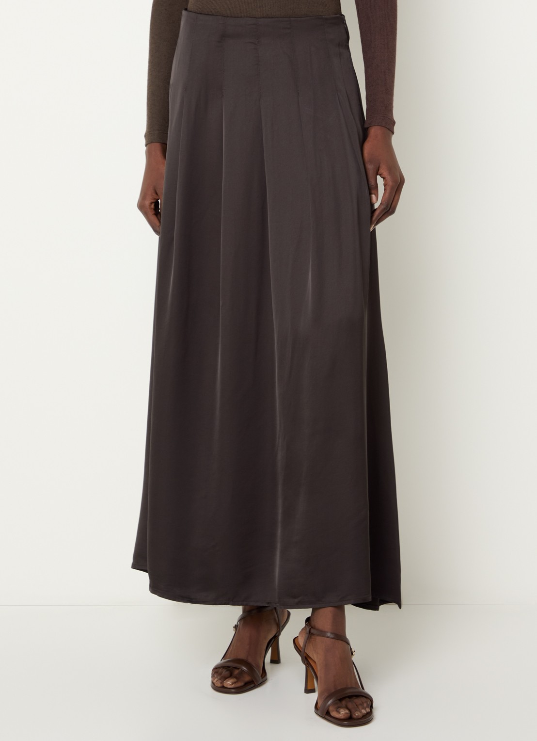 Bruuns Bazaar WeckiaBBTyras maxi rok met plooien - detail donkerbruin
