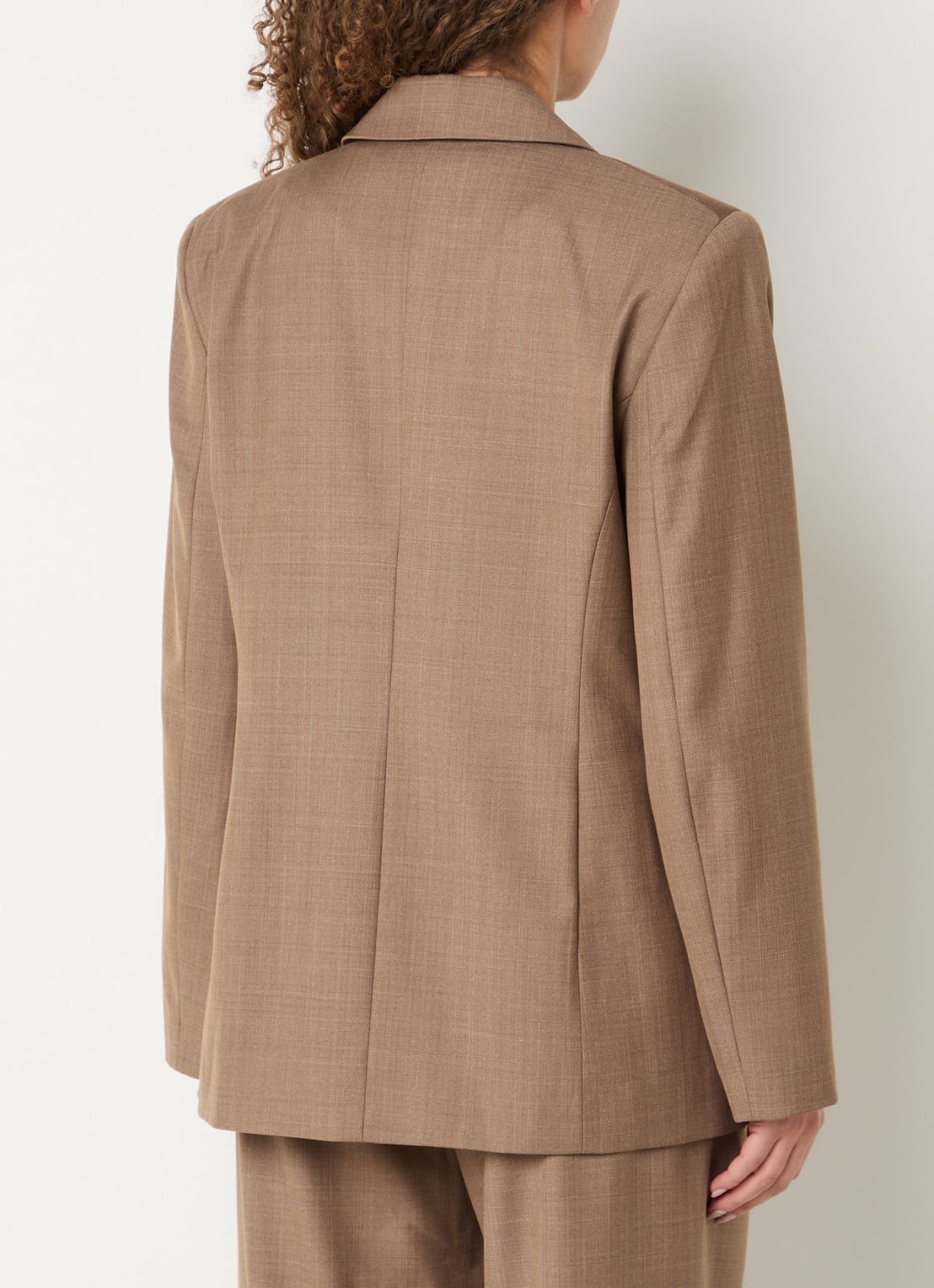 Bruuns Bazaar Willi blazer met klepzakken en schoudervulling - achterkant bruin