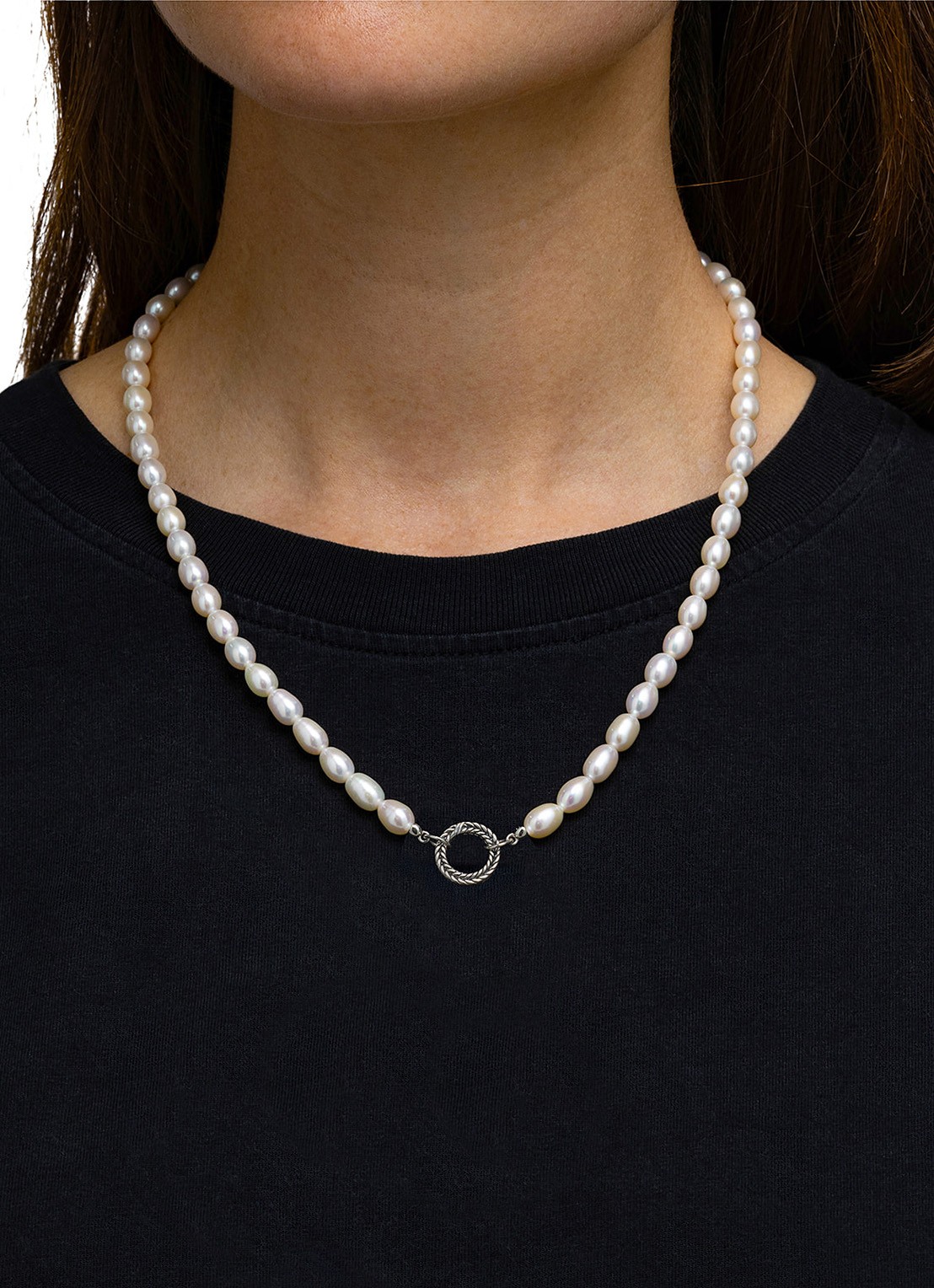 Buddha to Buddha Barbara parelketting XS  - detail 2 zilver