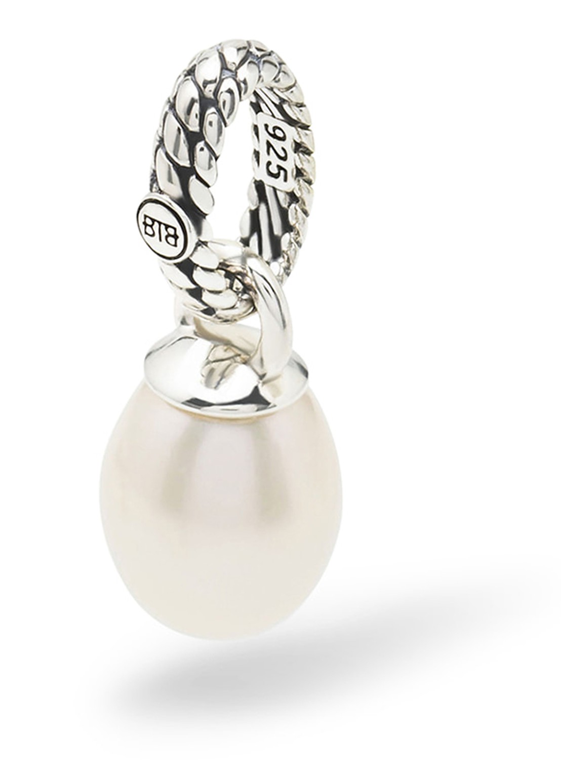 Buddha to Buddha Ben hanger van zilver - voorkant 2 zilver