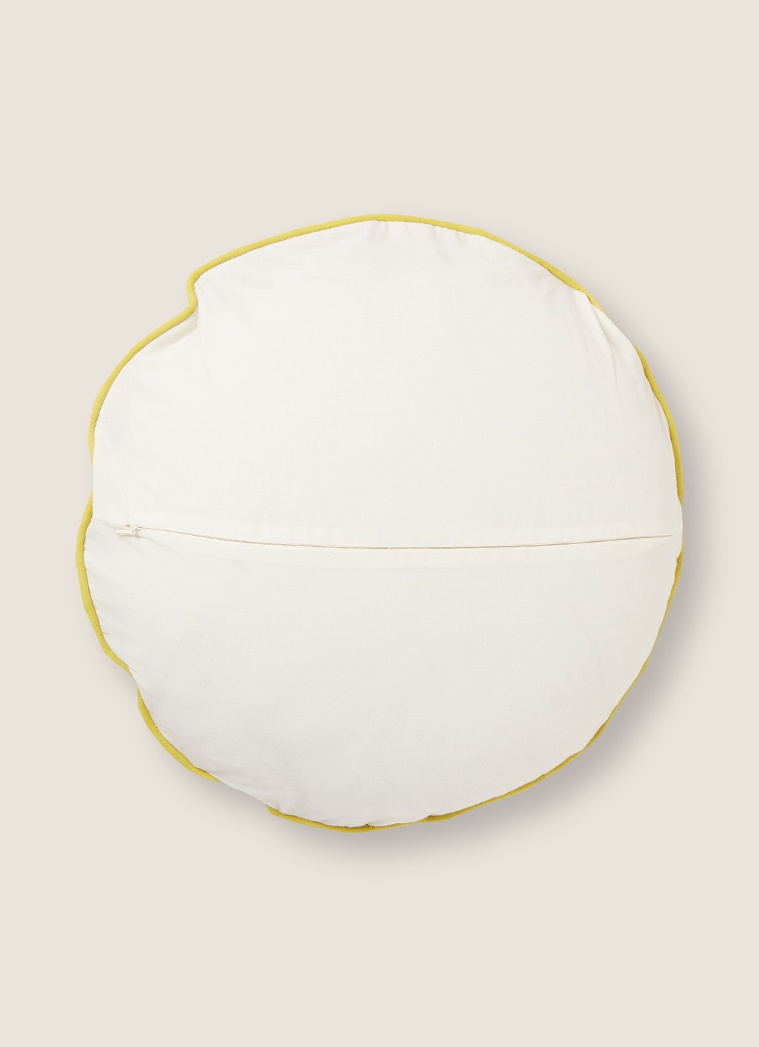 Bungalow Circus sierkussen 45 cm - voorkant 3 geel
