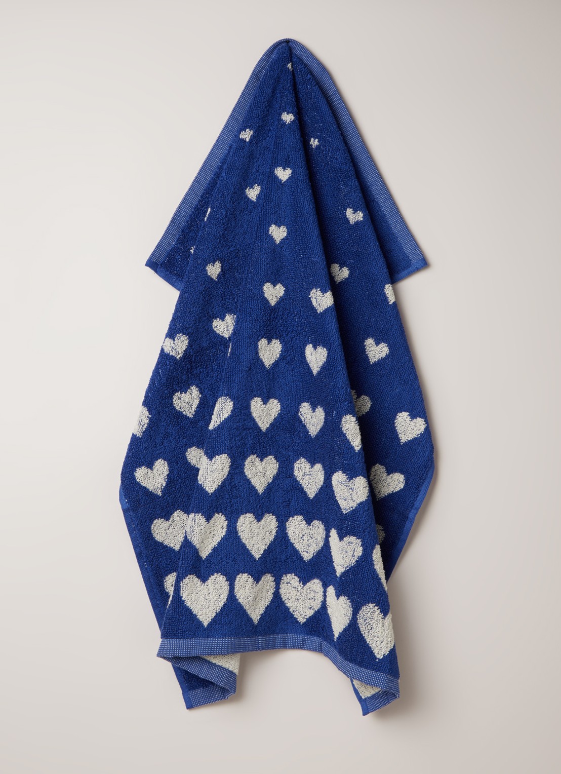 Bunzlau Castle Hearts keukendoek van  katoen 53 x 60 cm - voorkant 3 blauw
