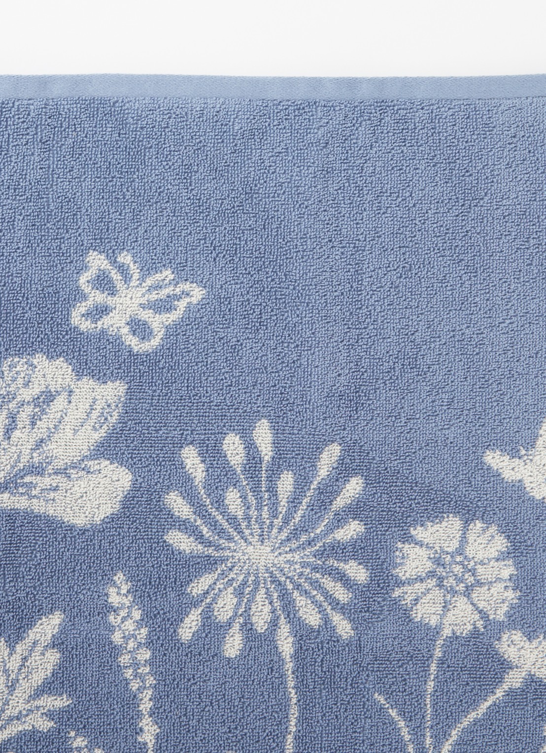 Bunzlau Castle Wild Flowers keukendoek van  katoen 60 x 50 cm - detail 2 lichtblauw