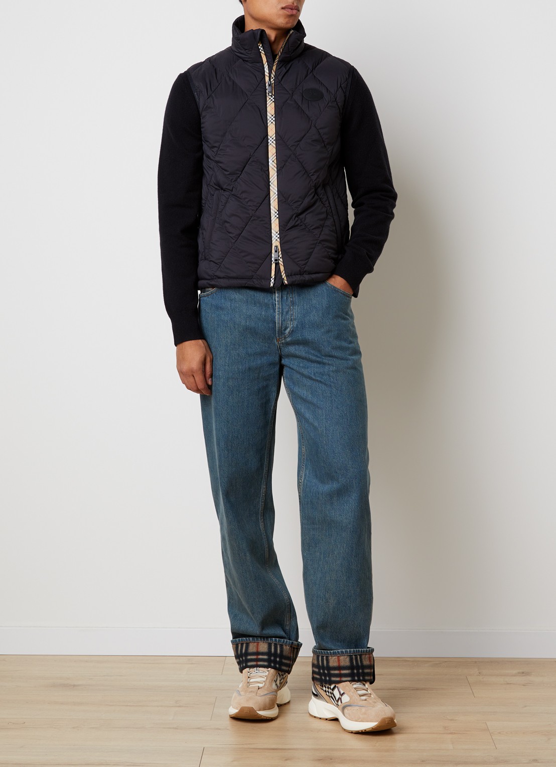 Burberry Acresford gewatteerde bodywarmer met quilt patroon - voorkant 3 zwart