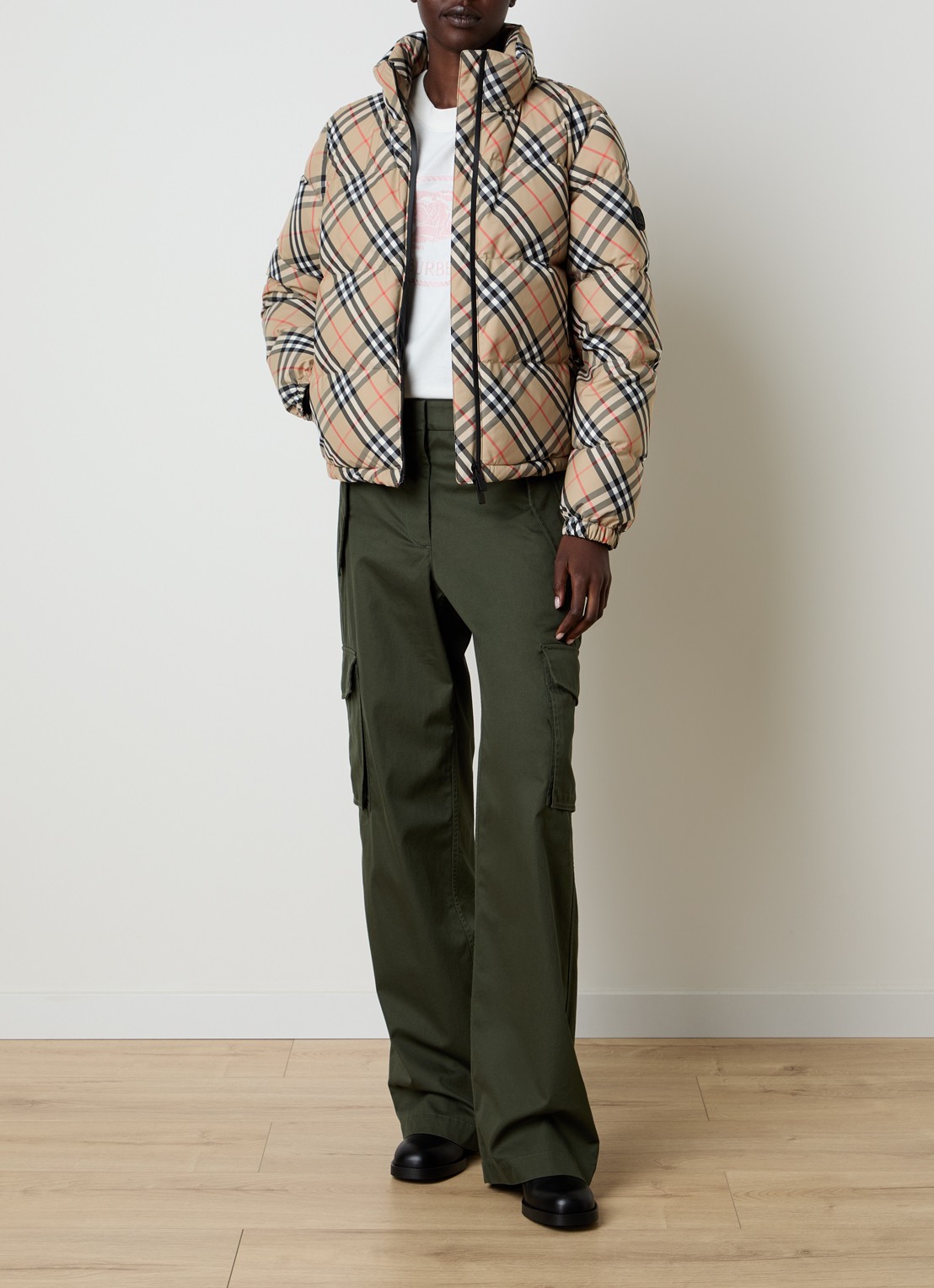 Burberry Ambleside pufferjack met ruitdessin en steekzakken - voorkant 3 zand