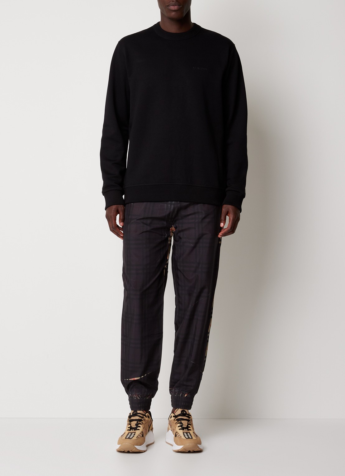 Burberry Bainton sweater met logo- en backprint - voorkant 5 zwart