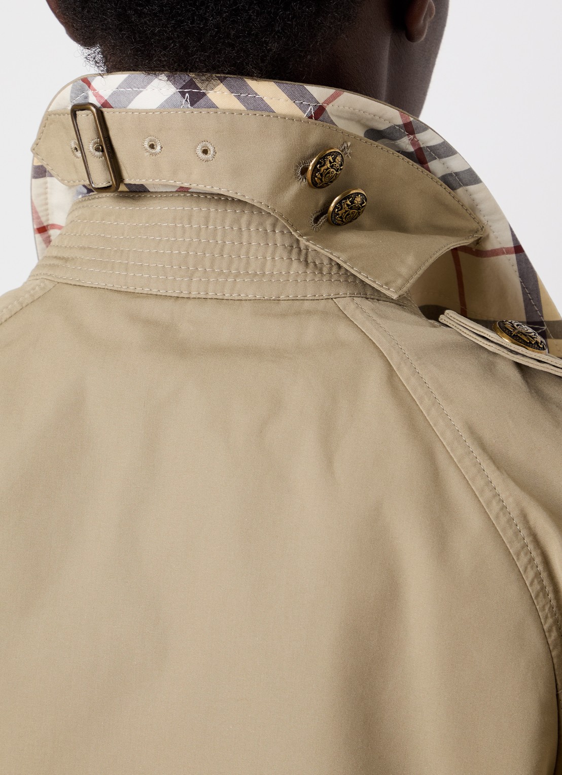 Burberry Belgravia double-breasted trenchcoat met steekzakken en ceintuur - detail 5 khaki