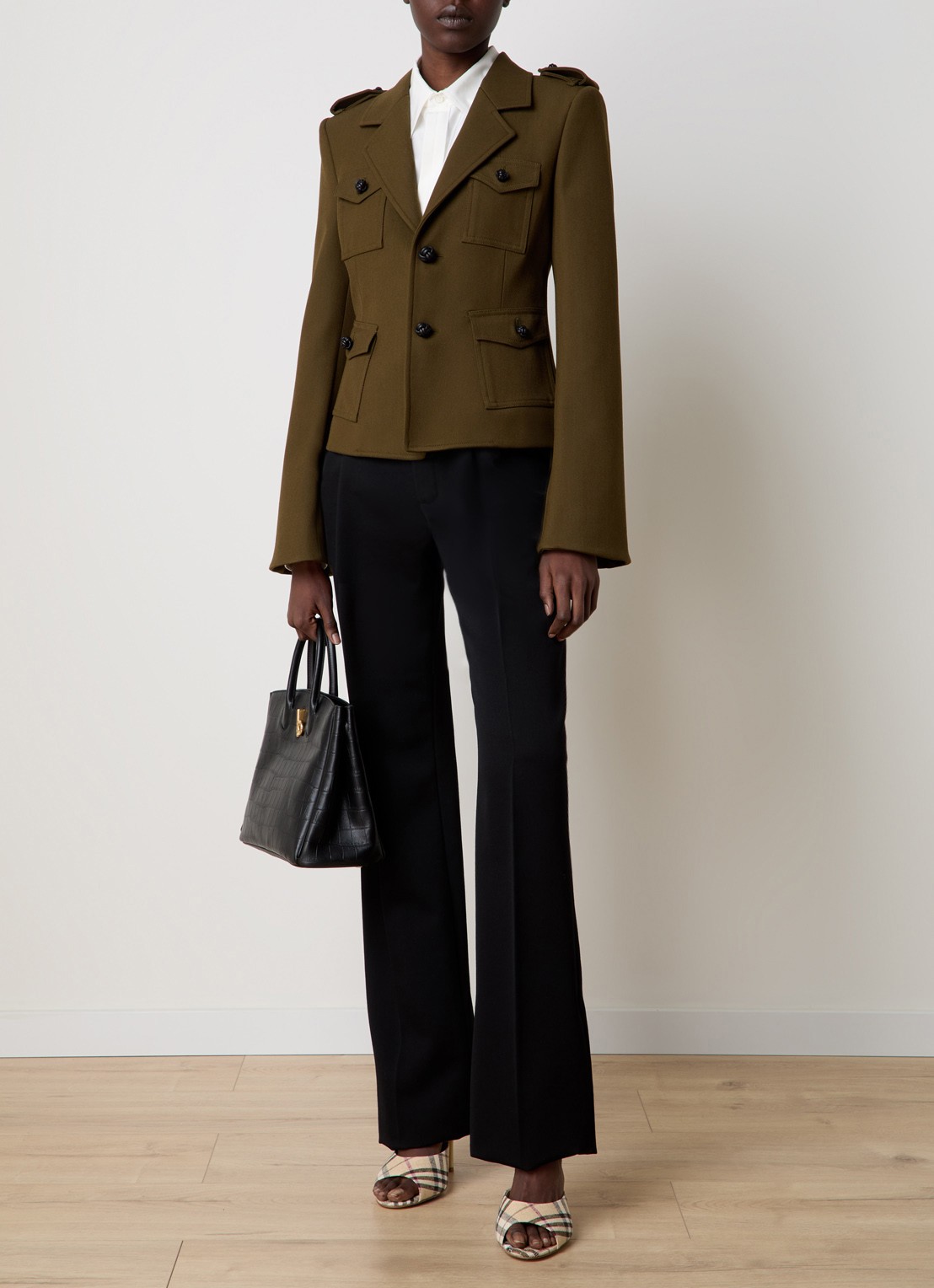 Burberry Blazer in wolblend met klepzakken - voorkant 5 bronsgroen