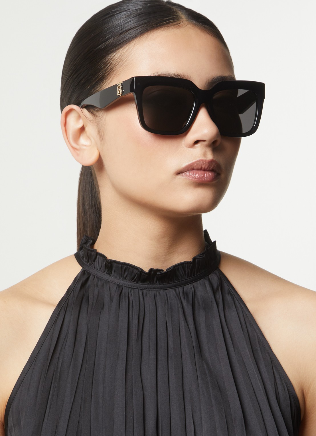 Burberry Butterfly zonnebril BE4419 - voorkant 2 zwart