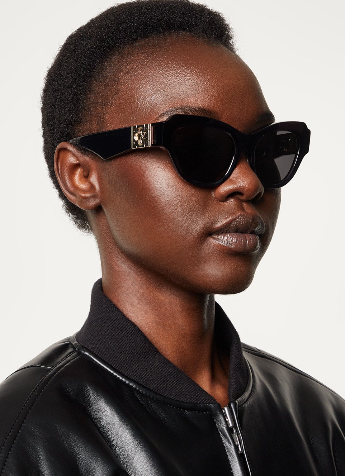 Burberry Cat Eye zonnebril BE4423 - voorkant 2 zwart