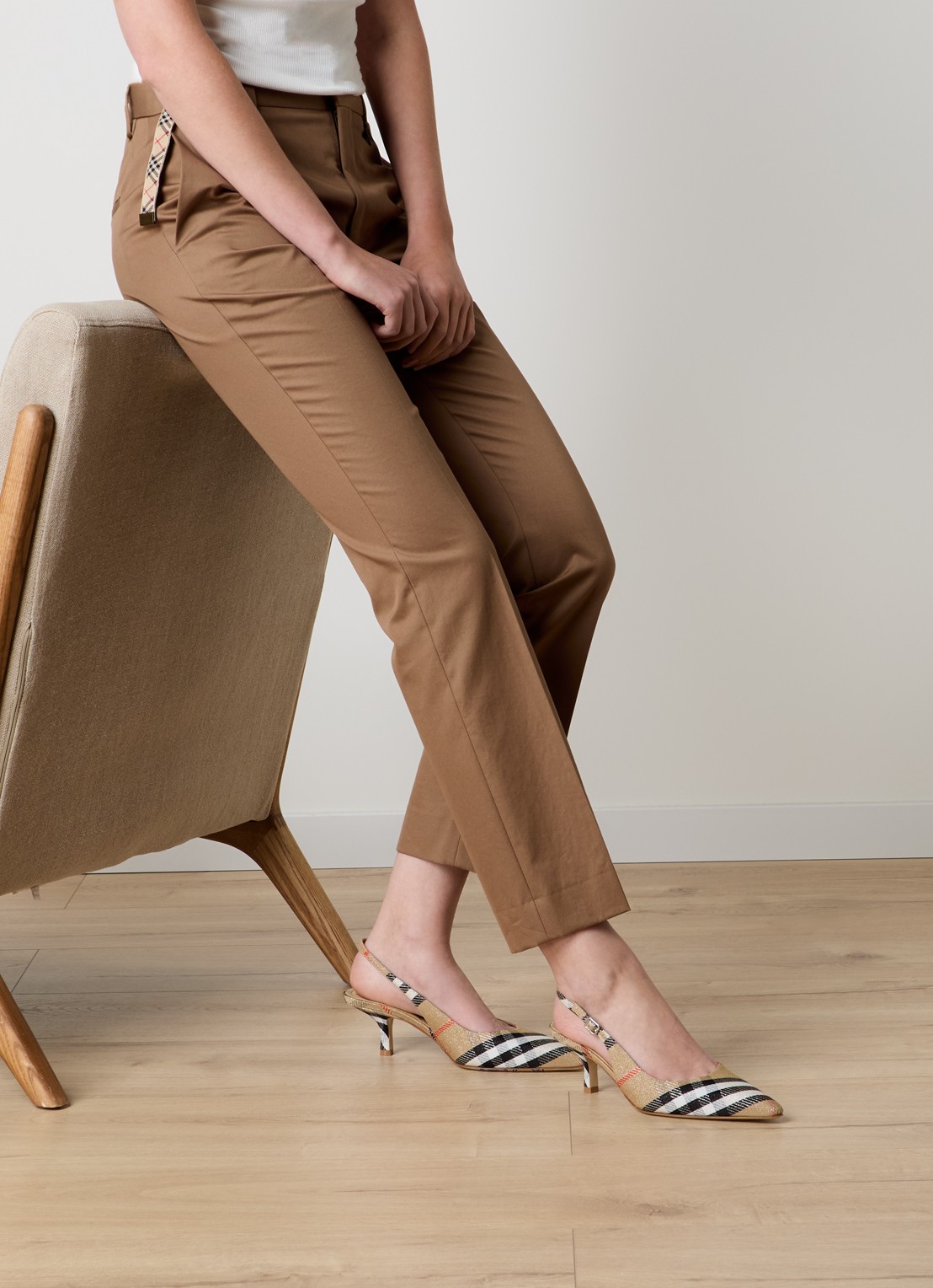 Burberry Check Birdie slingback met ruitdessin en glitter - voorkant 7 zand