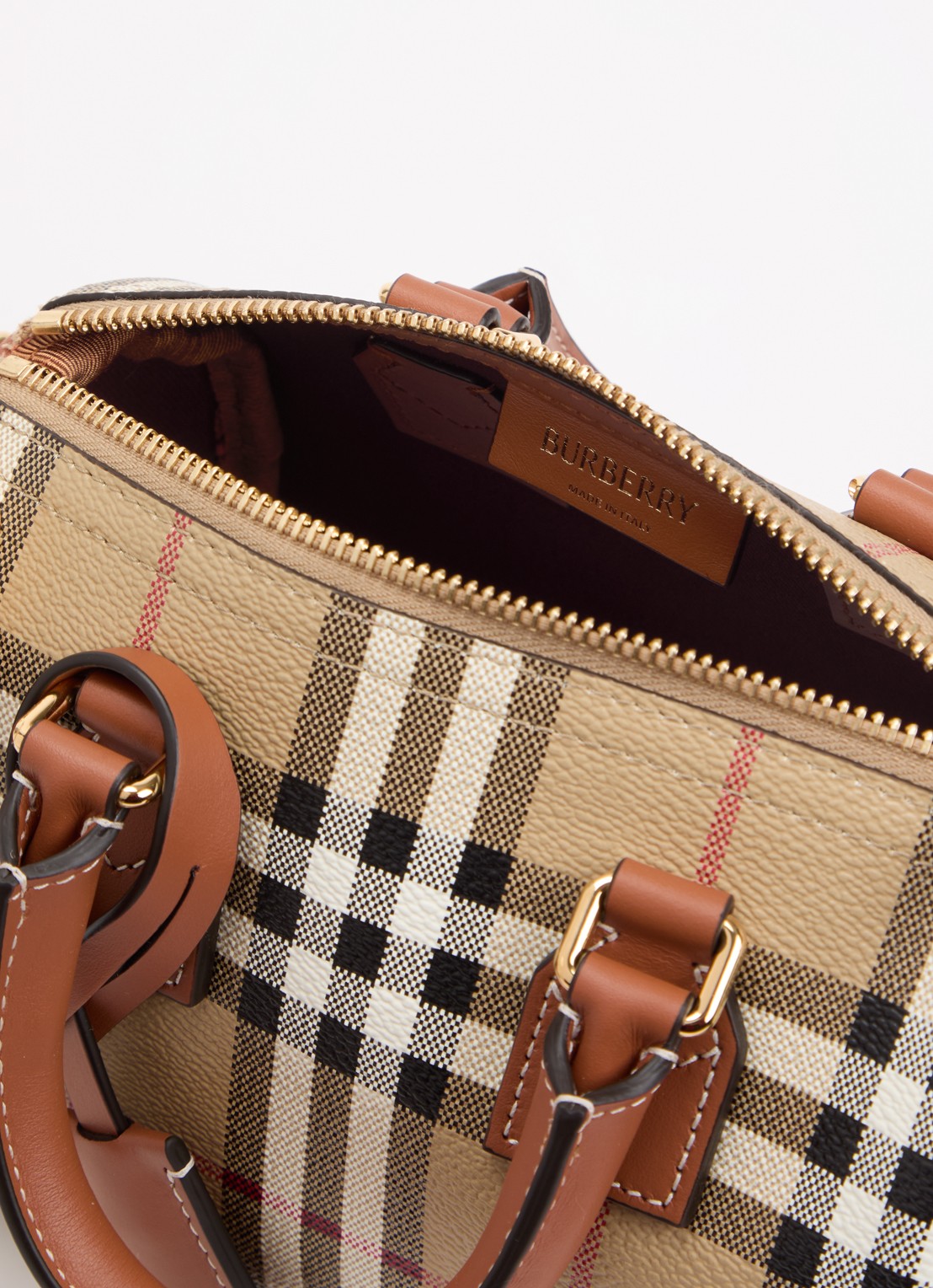Burberry Check Mini Bowling handtas met kalfsleren details - detail 4 cognac