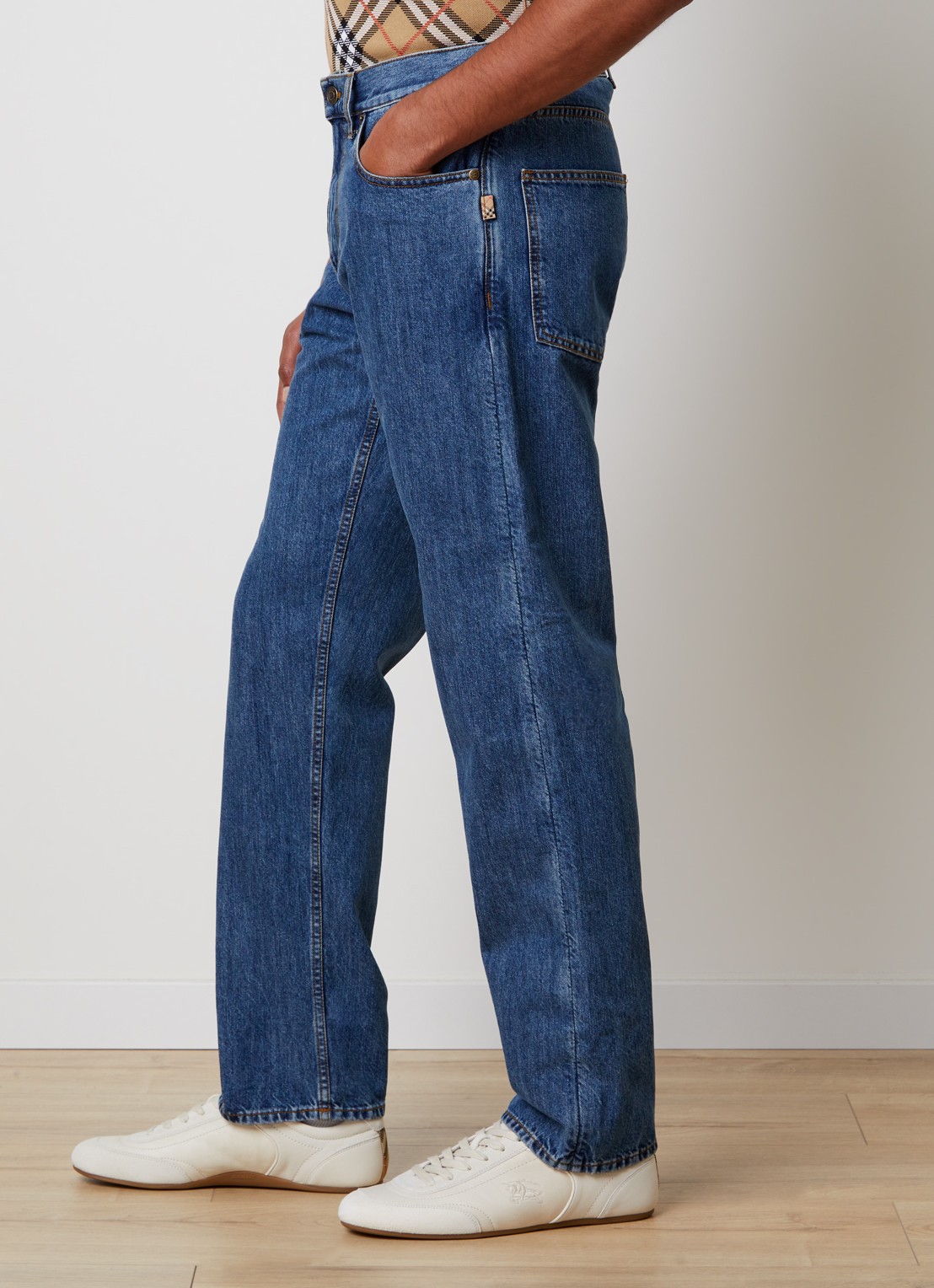 Burberry Danny straight leg jeans met donkere wassing - detail 2 indigo