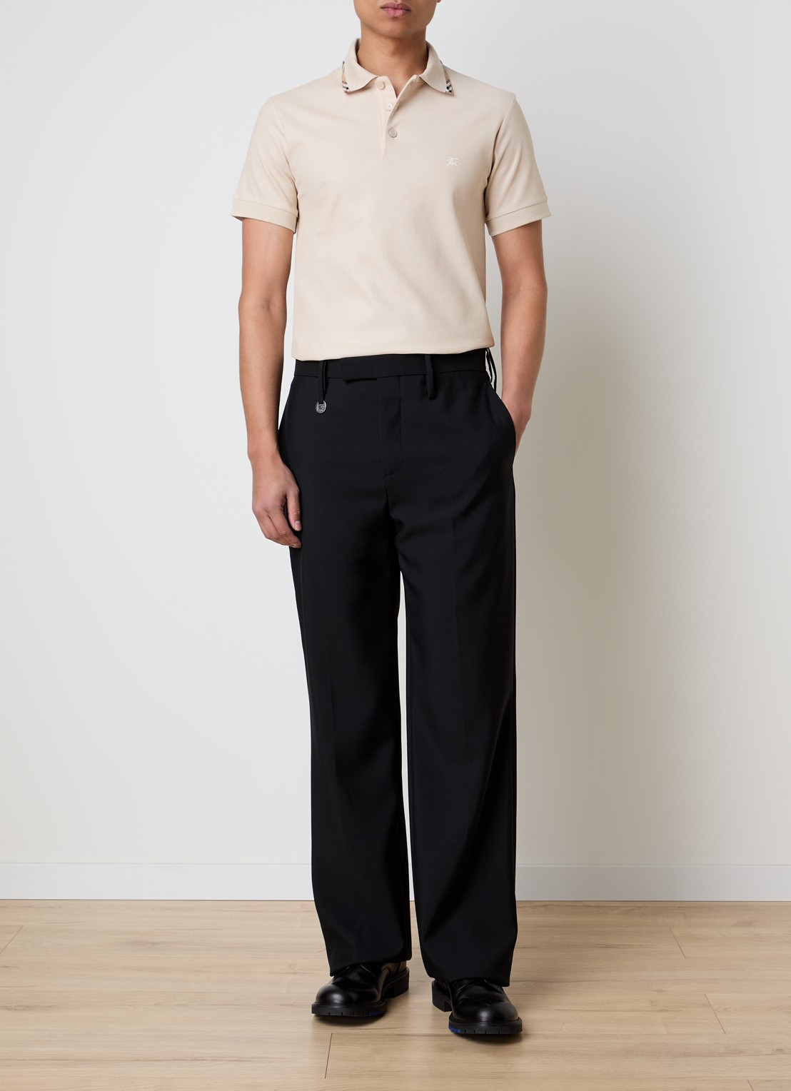 Burberry Ediie regular fit polo met logo - voorkant 5 beige