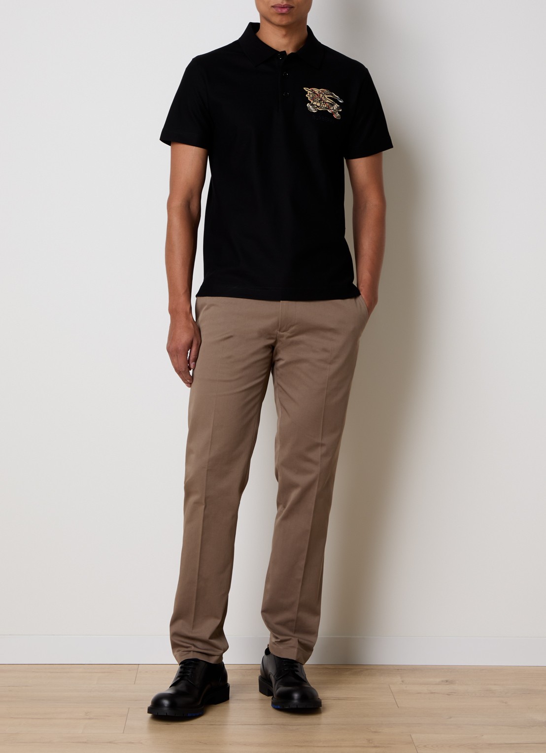 Burberry Evan regular fit polo met logoborduring - voorkant 5 zwart