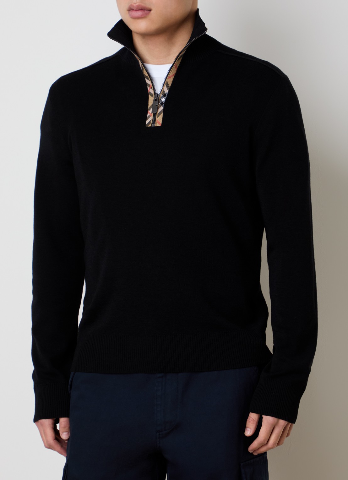 Burberry Fijngebreide pullover van wol met halve rits - detail zwart