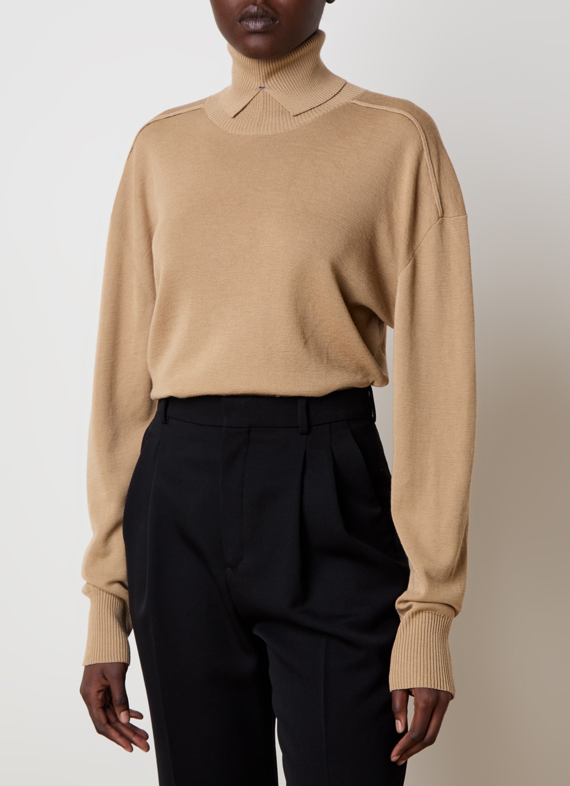 Burberry Fijngebreide trui van wol met col - detail 4 beige