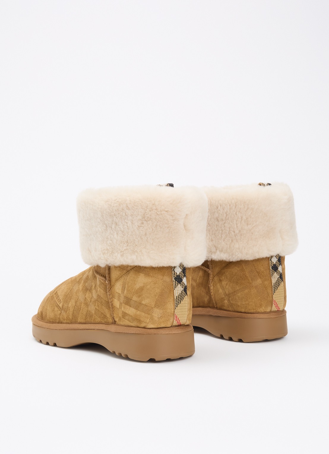 Burberry Flint enkellaarsje van kalfssuède met schapenvacht - achterkant 2 camel
