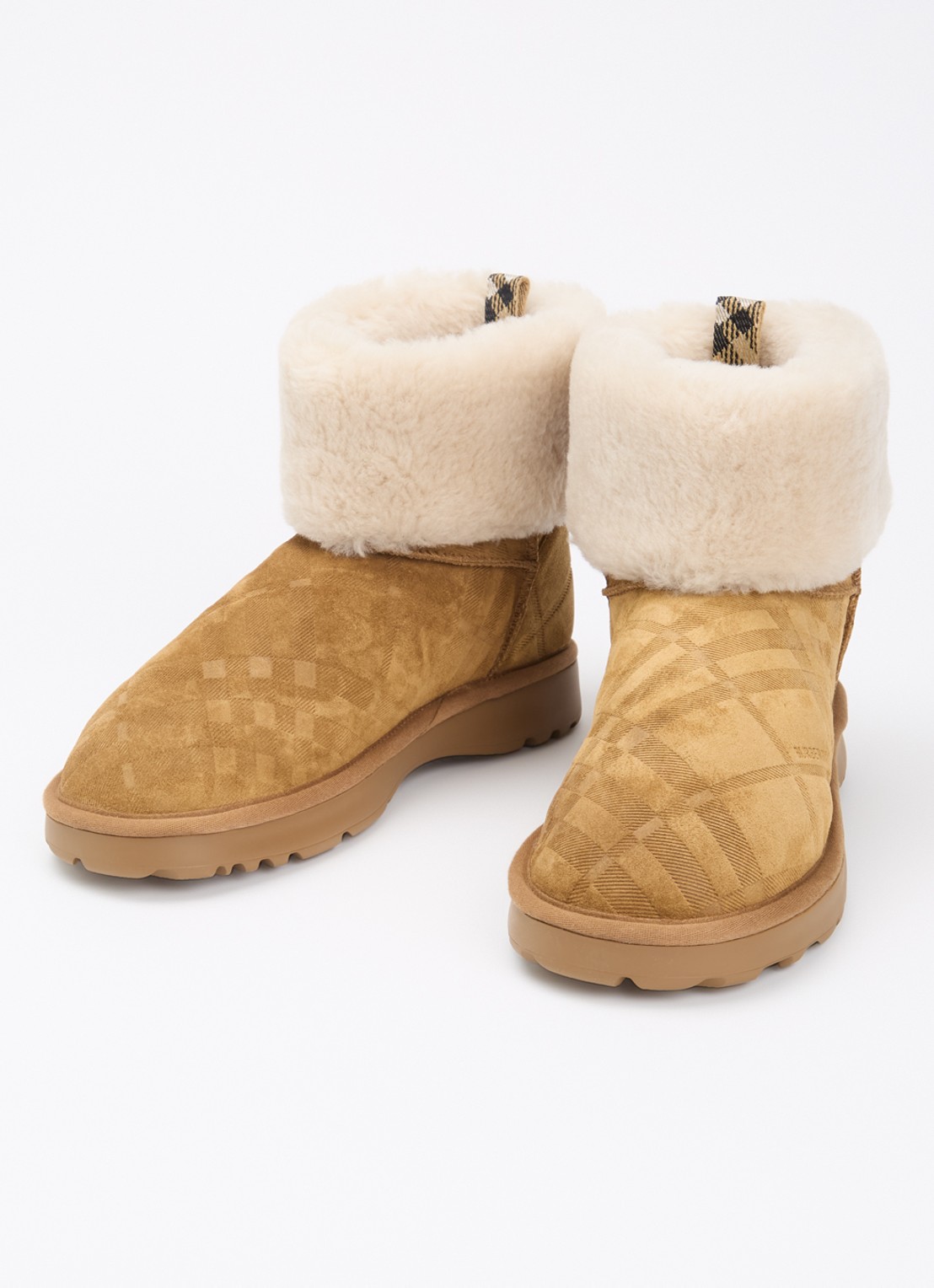 Burberry Flint enkellaarsje van kalfssuède met schapenvacht - detail 3 camel