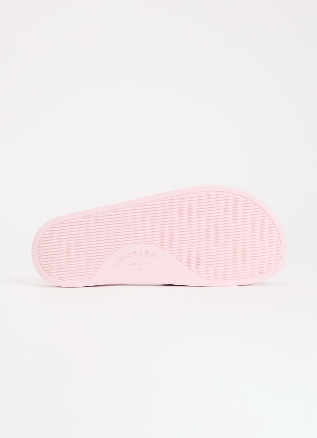 Burberry Furley slipper met ruit dessin - detail 5 lichtroze