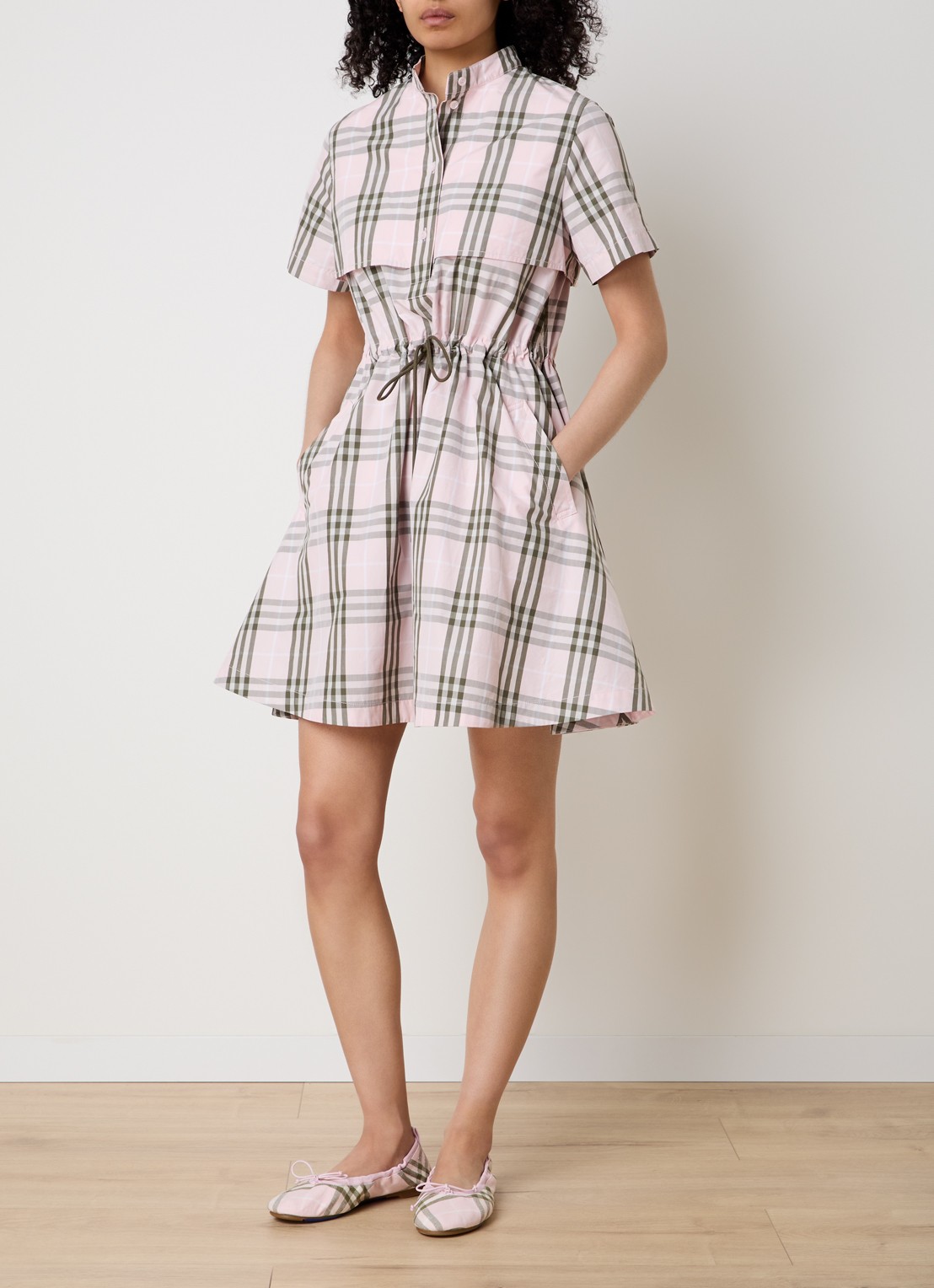 Burberry Isotta mini tuniekjurk met ruitdessin - voorkant 5 lichtroze