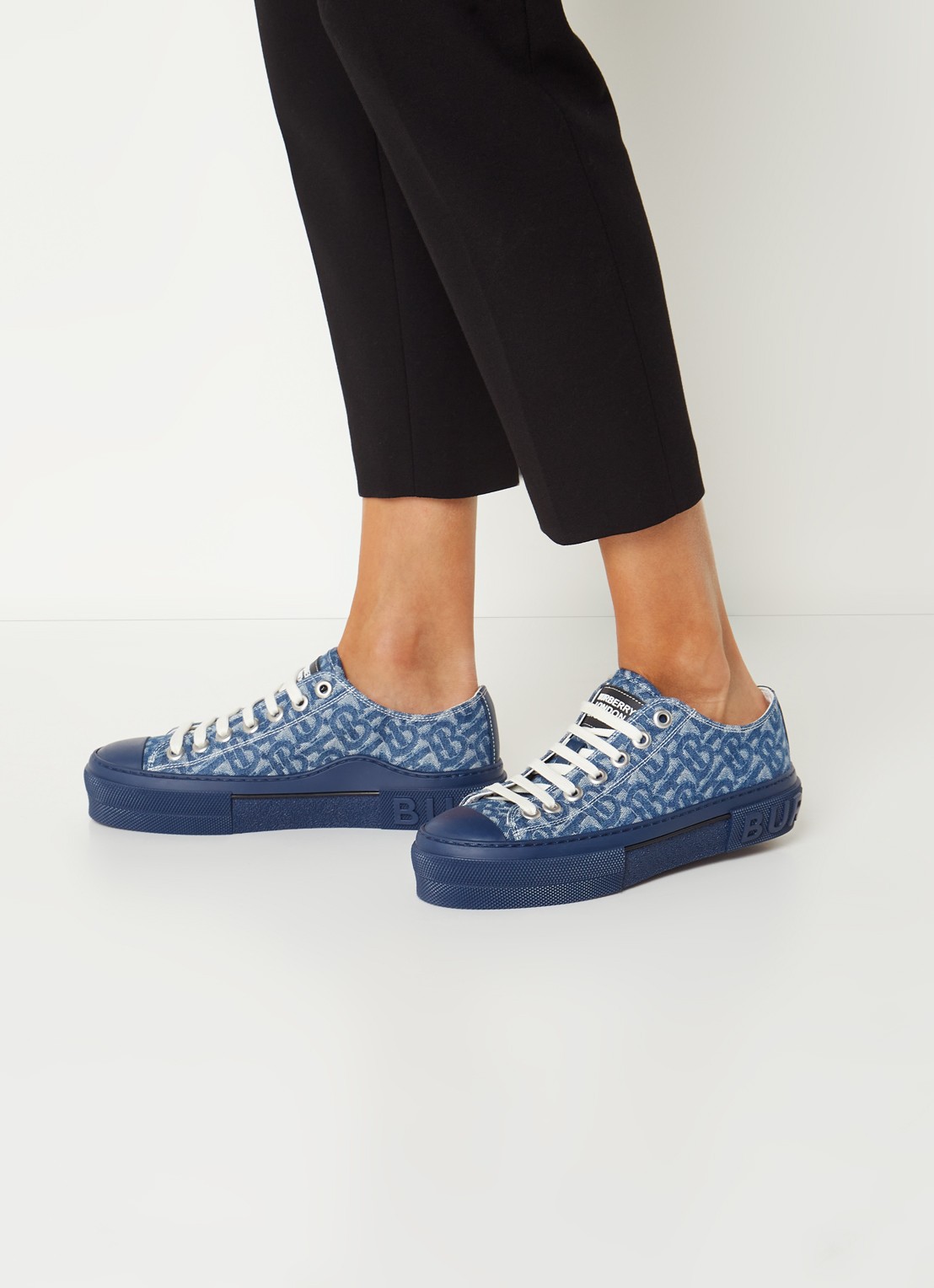 Burberry Jack Low sneaker van canvas - voorkant 7 denim