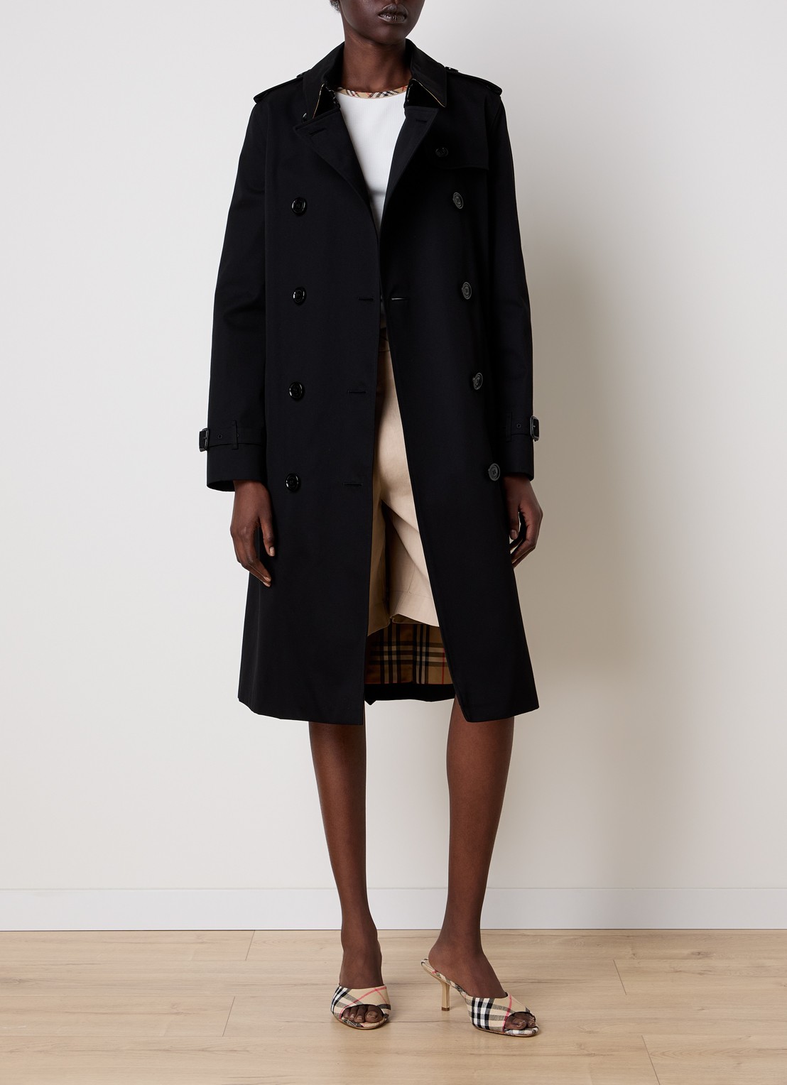 Burberry Kensington trenchcoat met ceintuur - voorkant 3 zwart