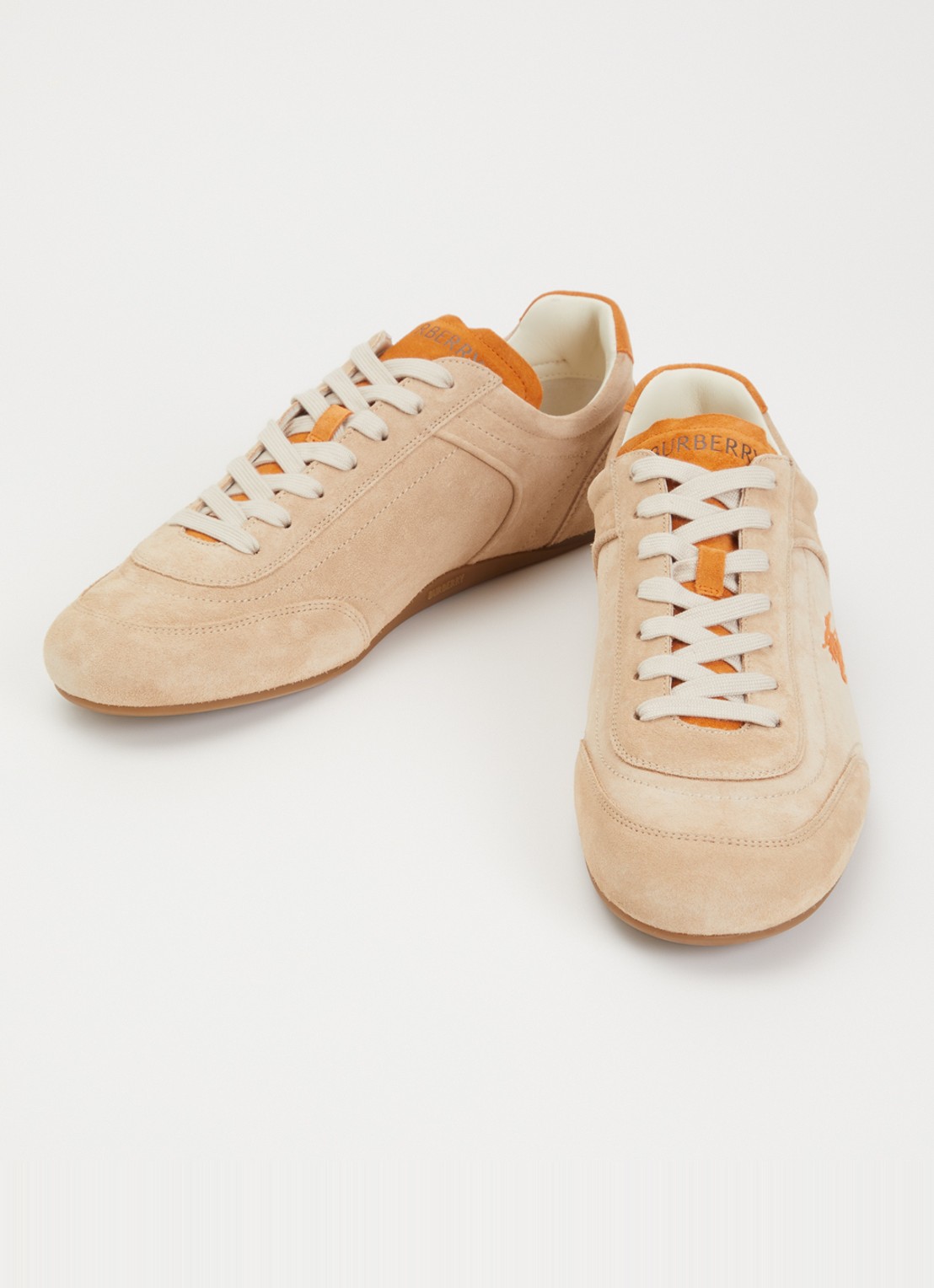 Burberry Knight sneaker van kalfssuède - detail beige