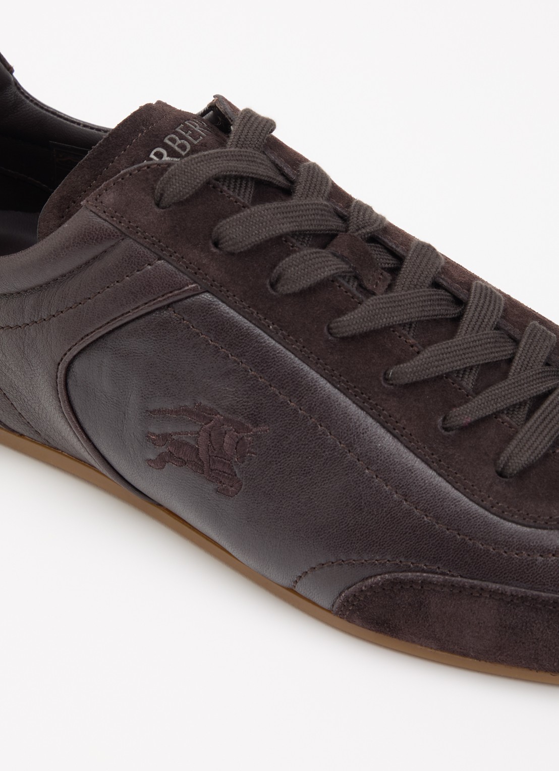 Burberry Knight sneaker van leer met details van suède - detail 4 donkerbruin