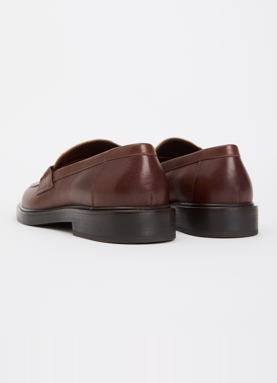 Burberry Loafer van kalfsleer met ruit dessin - achterkant 5 hazelnootbruin