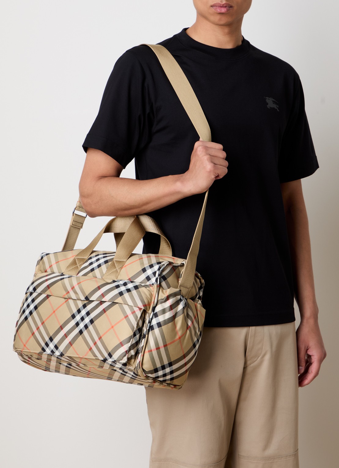 Burberry Luiertas met ruitdessin en verschoningsmat - voorkant 2 zand