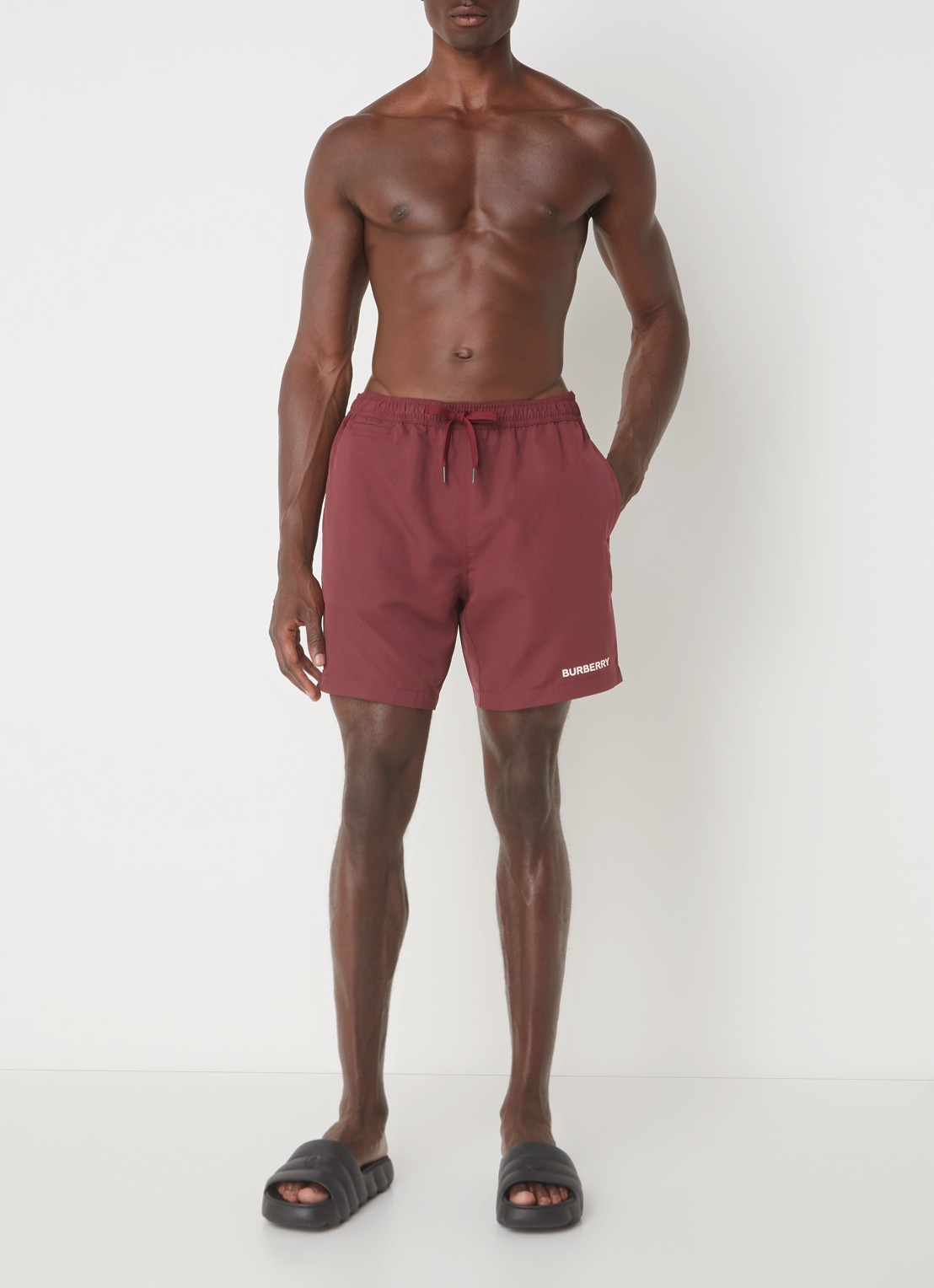 Burberry Martin zwemshorts met steekzakken en logo - voorkant 2 bordeauxrood