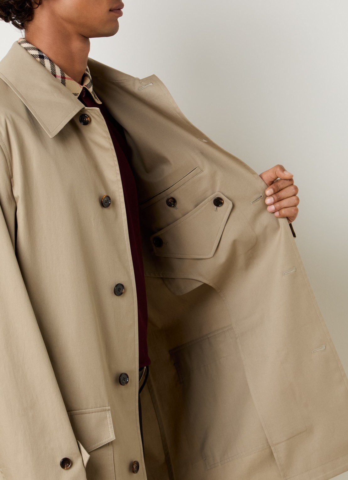 Burberry Meadowbank mantel met klepzakken - detail 3 beige